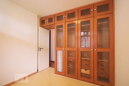 Apartamento à venda com 115m², 3 quartos e 2 vagas Apartamento à venda com 115m², 3 quartos e 2 vagasQuarto 2