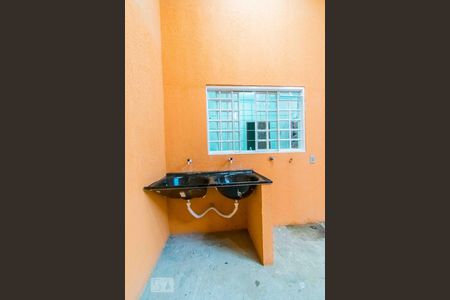 Casa para alugar com 35m², 1 quarto e 1 vagaÁrea de Serviço