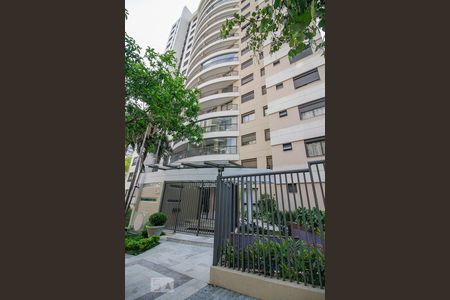 Apartamento para alugar com 150m², 2 quartos e 3 vagasFachada