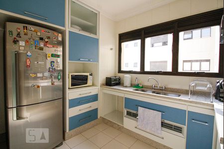 Apartamento para alugar com 150m², 2 quartos e 3 vagasCozinha