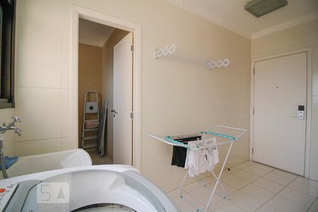 Apartamento para alugar com 150m², 2 quartos e 3 vagasÁrea de Serviço