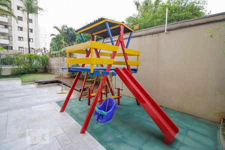 Apartamento para alugar com 150m², 2 quartos e 3 vagasPlayground