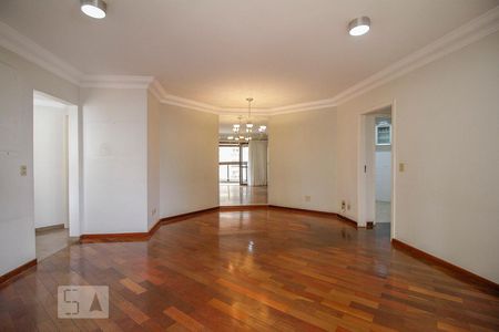 Apartamento para alugar com 117m², 3 quartos e 2 vagasSala