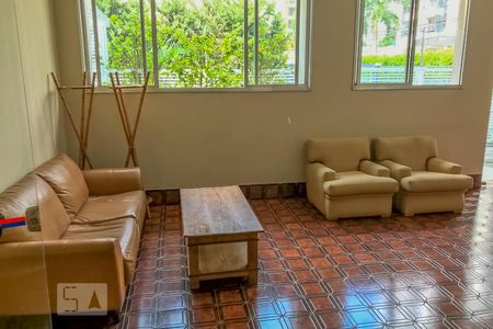 Apartamento à venda com 100m², 2 quartos e 2 vagasSala de festas 