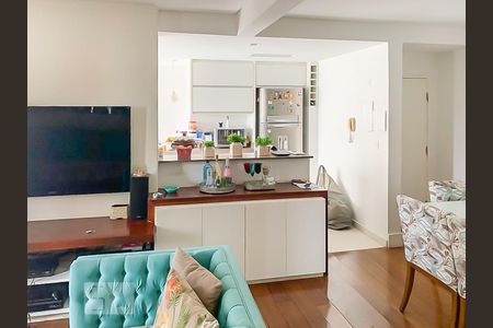 Apartamento à venda com 100m², 2 quartos e 2 vagasSala 