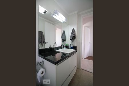 Apartamento para alugar com 78m², 2 quartos e 1 vaga Apartamento para alugar com 78m², 2 quartos e 1 vagaBanheiro