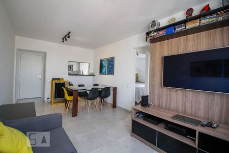 Sala de apartamento para alugar com 2 quartos, 78m² em Vila Ipojuca, São Paulo