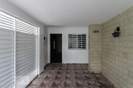 Casa para alugar com 130m², 2 quartos e 1 vaga Casa para alugar com 130m², 2 quartos e 1 vagaGaragem