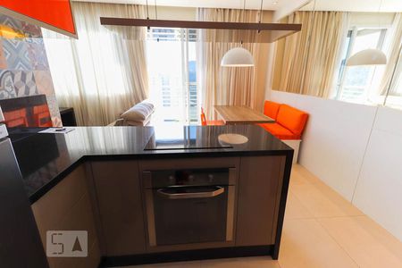 Cozinha de apartamento à venda com 2 quartos, 58m² em Tamboré, Santana de Parnaíba