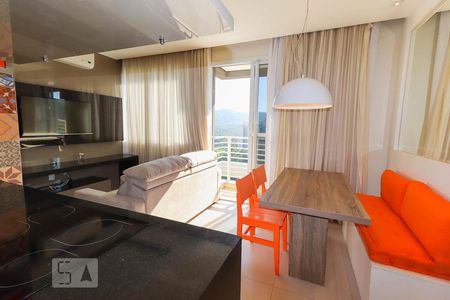 Sala de apartamento para alugar com 2 quartos, 58m² em Tamboré, Santana de Parnaíba