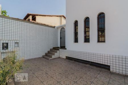Quintal de casa para alugar com 3 quartos, 170m² em Jardim Stella, Santo André