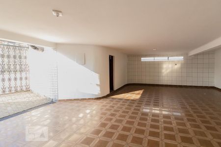 Garagem de casa para alugar com 3 quartos, 170m² em Jardim Stella, Santo André