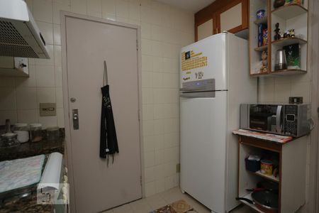 Apartamento à venda com 73m², 2 quartos e sem vagaCozinha