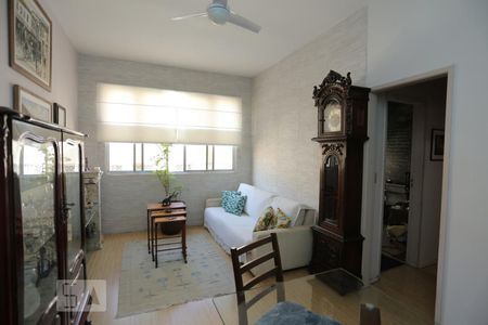 Apartamento à venda com 73m², 2 quartos e sem vagaSala