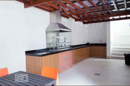 Apartamento para alugar com 57m², 1 quarto e 2 vagasDependências do prédio - churrasqueira