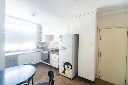 Casa à venda com 384m², 3 quartos e 4 vagasCozinha