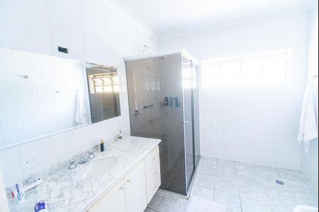 Casa à venda com 384m², 3 quartos e 4 vagasSuíte