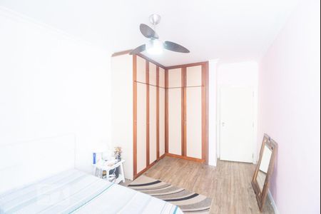 Casa à venda com 384m², 3 quartos e 4 vagasQuarto 2