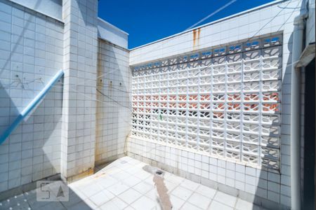 Casa à venda com 384m², 3 quartos e 4 vagasVaranda