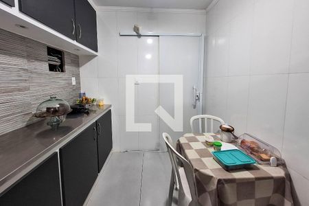 Cozinha de apartamento à venda com 3 quartos, 140m² em Icaraí, Niterói