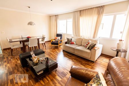 Sala de apartamento para alugar com 3 quartos, 127m² em Perdizes, São Paulo