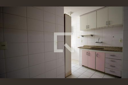 Apartamento à venda com 78m², 3 quartos e 2 vagasCozinha e Área de Serviço