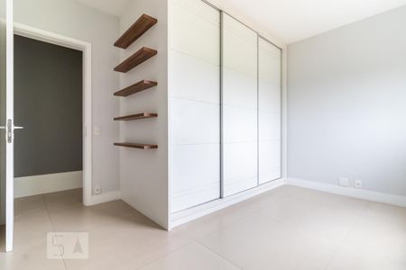 Apartamento à venda com 176m², 3 quartos e 3 vagasSuíte 2