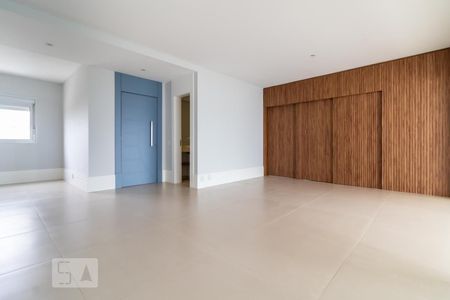 Apartamento à venda com 176m², 3 quartos e 3 vagasPorta Rebatida da Sala