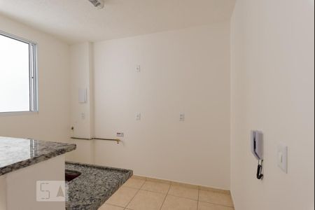 Cozinha e Área de Serviço de apartamento para alugar com 2 quartos, 45m² em Bandeirantes , Belo Horizonte