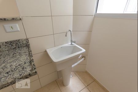 Cozinha e Área de Serviço de apartamento para alugar com 2 quartos, 45m² em Bandeirantes , Belo Horizonte