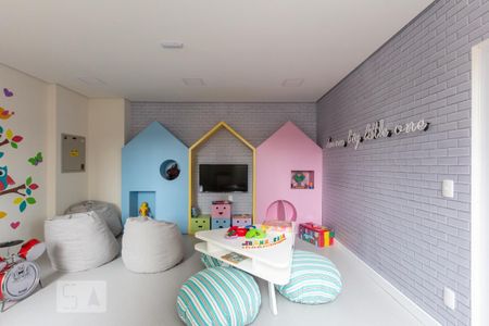 Apartamento para alugar com 34m², 2 quartos e sem vaga Apartamento para alugar com 34m², 2 quartos e sem vagaBrinquedoteca