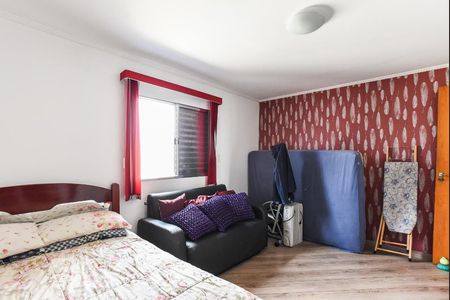 Casa à venda com 130m², 3 quartos e 2 vagas Casa à venda com 130m², 3 quartos e 2 vagasQuarto 2