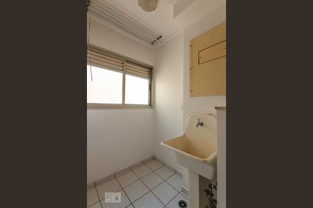 Apartamento à venda com 90m², 3 quartos e 1 vagaÁrea de Serviço