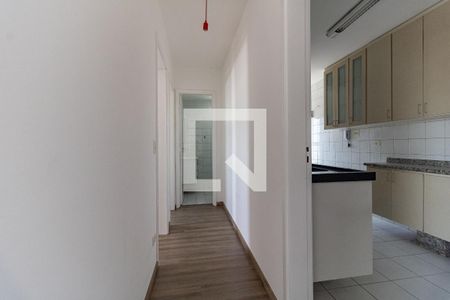 Corredor de apartamento para alugar com 2 quartos, 58m² em Jardim Santa Emília, São Paulo