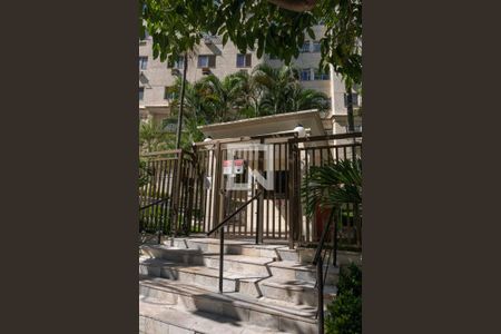 Apartamento à venda com 48m², 2 quartos e 1 vaga Apartamento à venda com 48m², 2 quartos e 1 vagaFachada