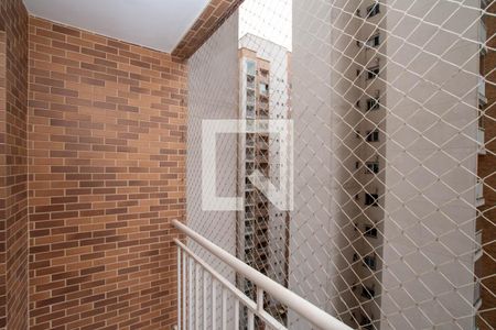 Varanda de apartamento à venda com 2 quartos, 58m² em Jardim Flor da Montanha, Guarulhos