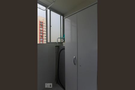 Apartamento para alugar com 58m², 2 quartos e 1 vagaÁrea de Serviço