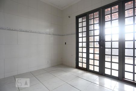 Casa para alugar com 130m², 4 quartos e 2 vagasCozinha
