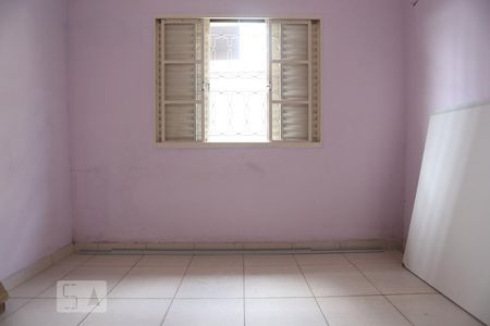 Casa para alugar com 130m², 4 quartos e 2 vagasQuarto 1