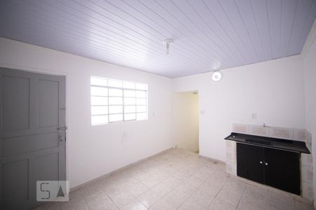 Casa à venda com 250m², 2 quartos e 2 vagasCozinha