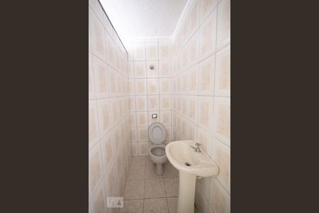 Casa à venda com 250m², 2 quartos e 2 vagasBanheiro Social 2