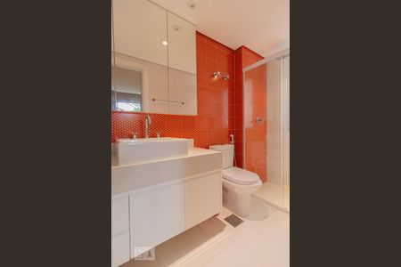 Apartamento à venda com 120m², 2 quartos e 2 vagasBanheiro - Suíte 1