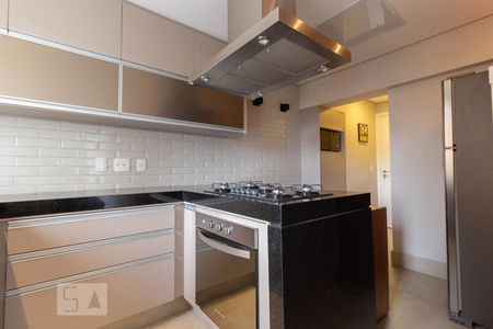 Apartamento à venda com 120m², 2 quartos e 2 vagasCozinha