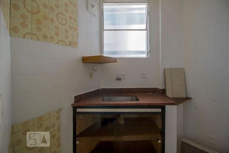 Apartamento à venda com 72m², 2 quartos e sem vagaCozinha