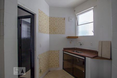 Apartamento à venda com 72m², 2 quartos e sem vagaCozinha