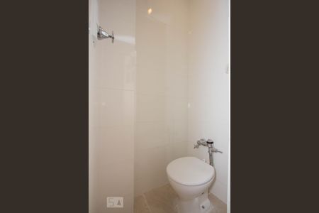 Apartamento para alugar com 83m², 2 quartos e sem vagaBanheiro de Serviço
