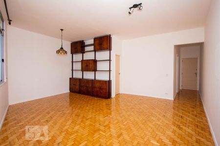Apartamento para alugar com 83m², 2 quartos e sem vagaSala