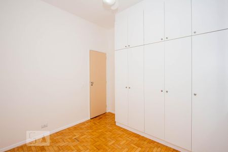 Apartamento para alugar com 83m², 2 quartos e sem vagaSuíte