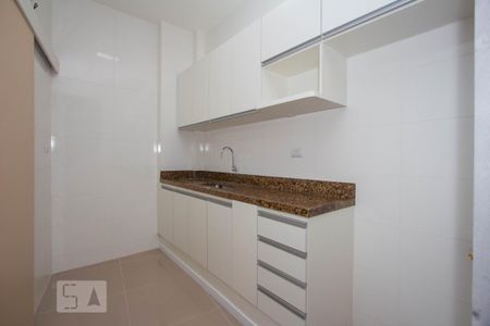 Apartamento para alugar com 83m², 2 quartos e sem vagaCozinha