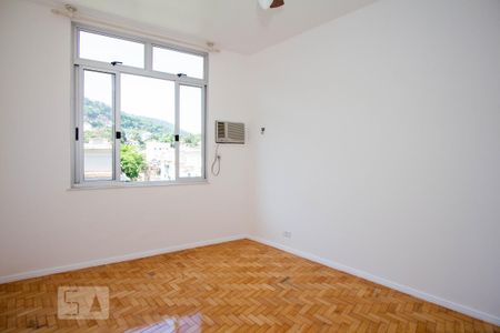 Apartamento para alugar com 83m², 2 quartos e sem vagaQuarto 2